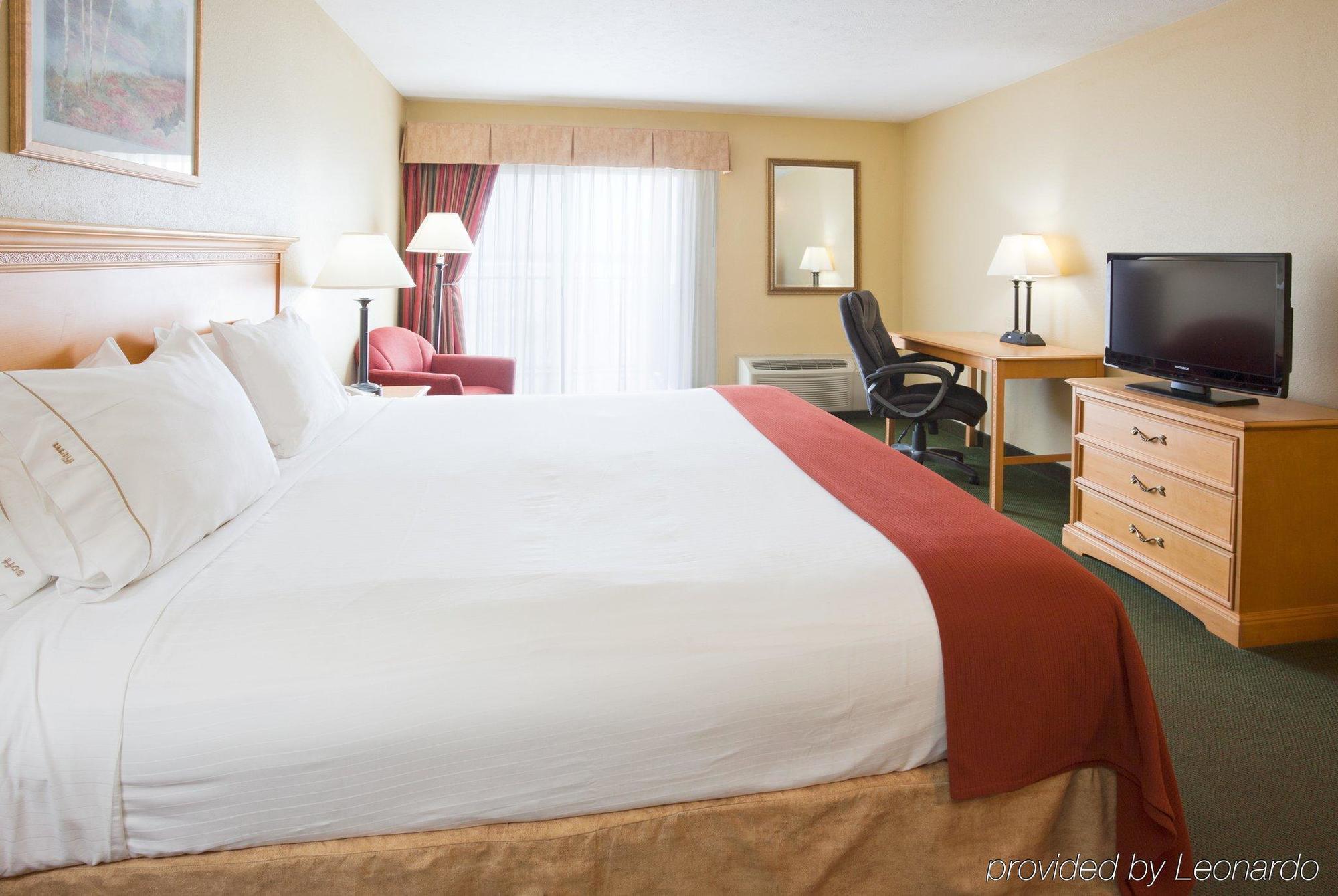 Holiday Inn Express Munising-Lakeview, An Ihg Hotel Zimmer foto