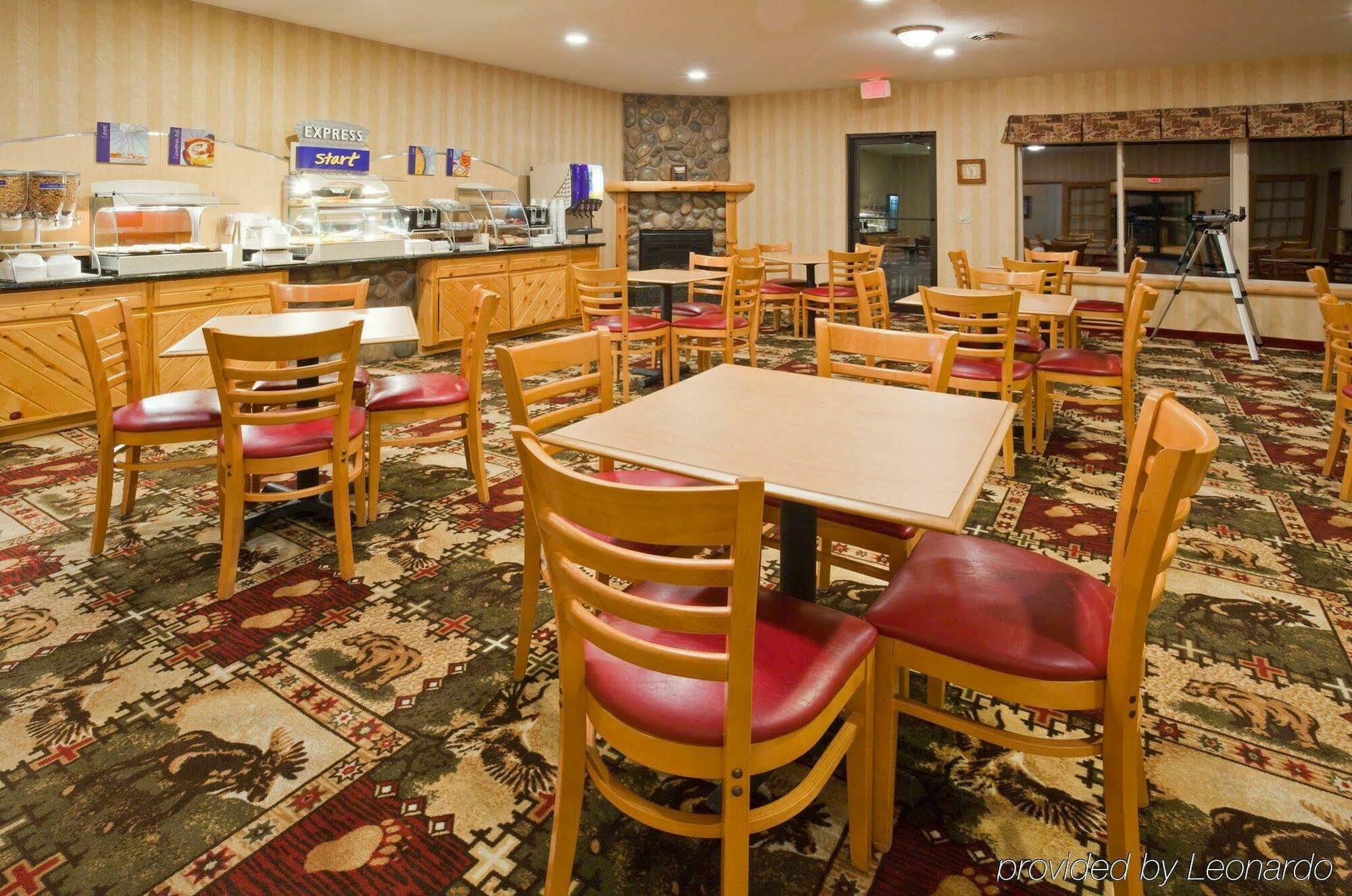 Holiday Inn Express Munising-Lakeview, An Ihg Hotel Restaurant foto